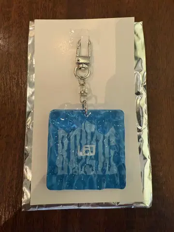 BE:FIRST 레오 랜덤 웨이브 키링 LEO