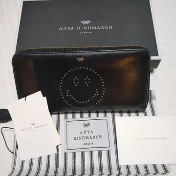 새상품급 ANYA HINDMARCH 스마일리 페이스 장지갑