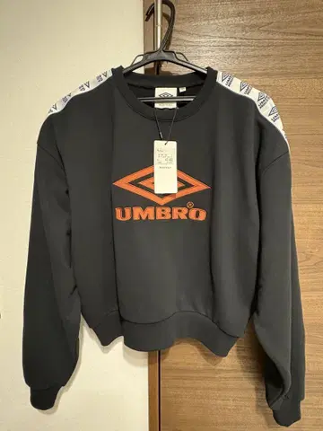 MOUSSY UMBRO 크롭 맨투맨 택 포함