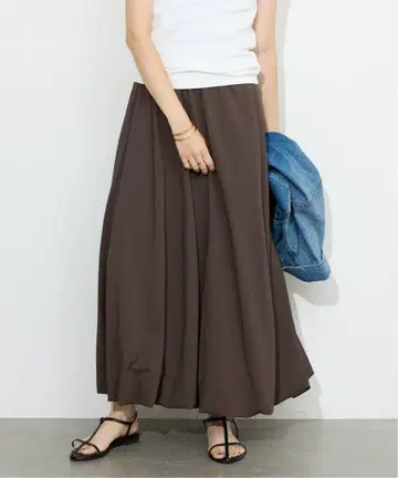 슬로브 이에나 미니 축구 벌룬 스커트