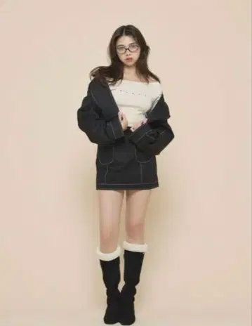 Harper loose twill mini skirt andmary