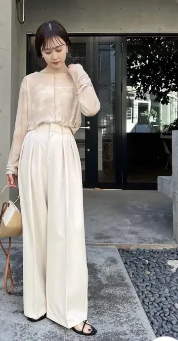 CAPRICIEUX LE'MAGE 뉴앙스 프린트 시어 T셔츠