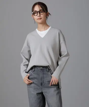 나노 유니버스 세탁기 사용 가능 경량 사이드 슬릿 V넥 니트