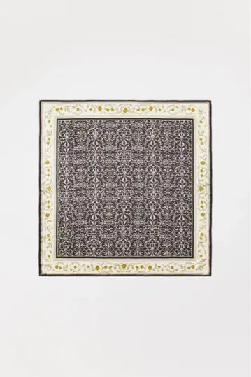 eaphi INDIA PATTERN SATIN SCARF
