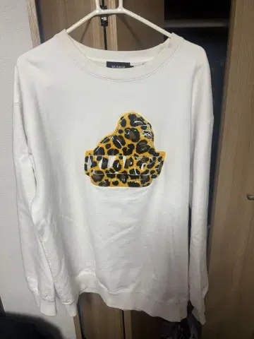 XLARGE 레오파드 무늬 로고 맨투맨 XL