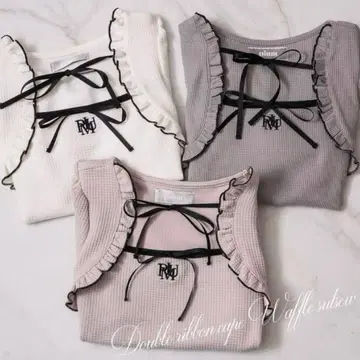 pium 더블 리본 케이프 와플 티셔츠 다크 그레이