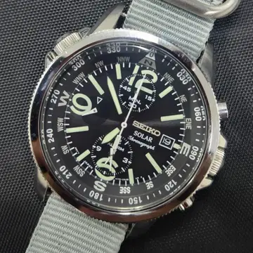 SEIKO 솔라 V172 손목시계