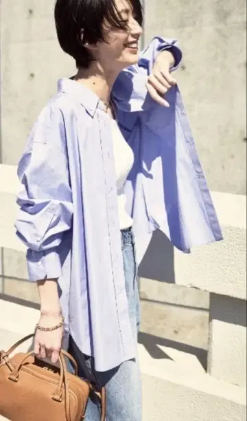 Mila Owen 긴팔 버튼 다운 셔츠 라이트 블루