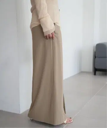 slobeiena 슬로브 이에나 AYUPIYO 슬릿 스커트