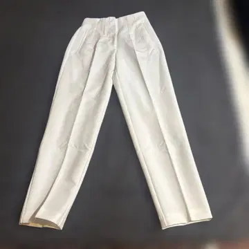 ZARA 화이트 슬랙스 사이즈 24