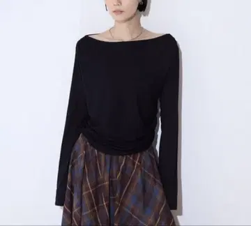 아지메 개더 보트넥 LS 지나시스 미사용 새상품 이번 시즌 신상