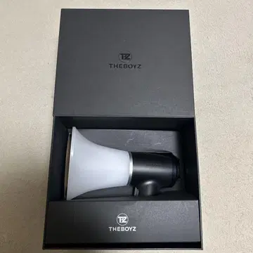 THEBOYZ 응원봉