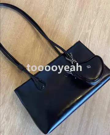 Stand oil 블랙 숄더백 하트 파우치 포함