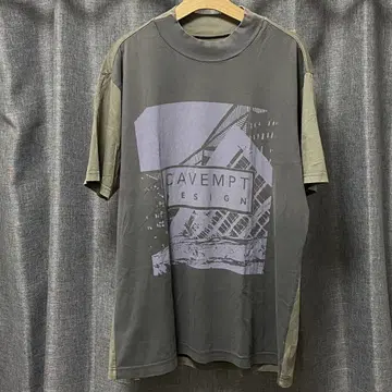 CAVEMPT DESIGN 그레이 셔츠
