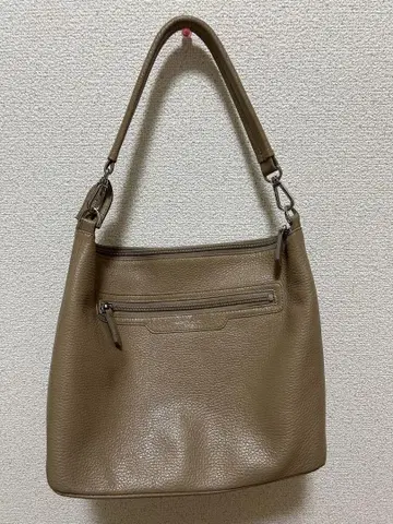 살롱 드 알파드 베이지 가죽 숄더백