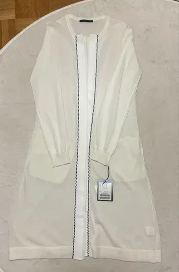 화이트 롱 가디건
