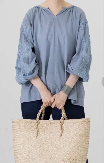 카구레 kagure 메쉬 자수 슬리브 블라우스