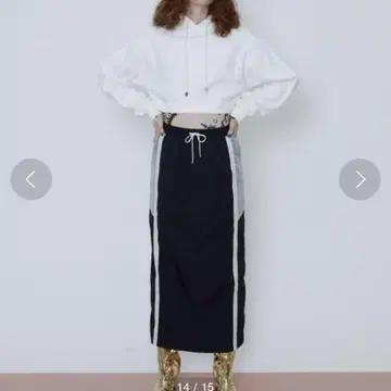 MAISON SPECIAL 사이드 라인 나일론 타이트 스커트 슬릿