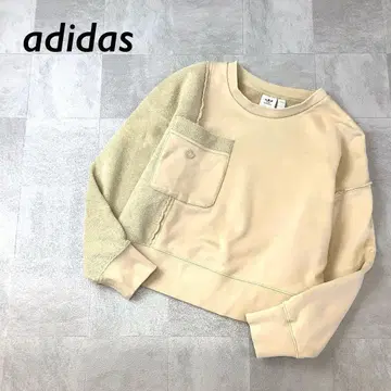 adidas 숏 기장 가슴 포켓 맨투맨 베이지 계열