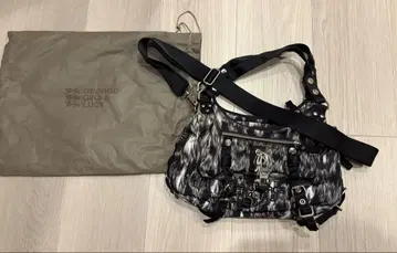 GEORGE GINA & LUCY 숄더백 블랙 계열