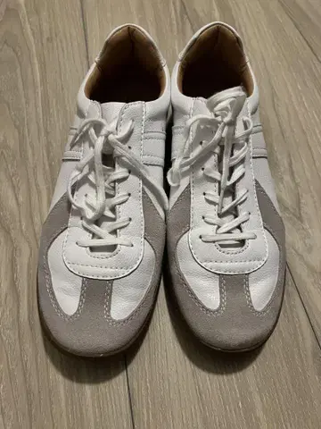 GERMAN TRAINeR 저먼 트레이너 스니커즈
