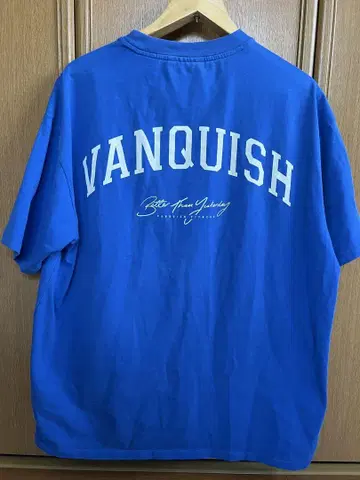 뱅퀴시 피트니스 VANQUISH FITNESS T셔츠