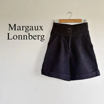 Margaux Lonnberg 프랑스제 하이웨스트 울 숏팬츠