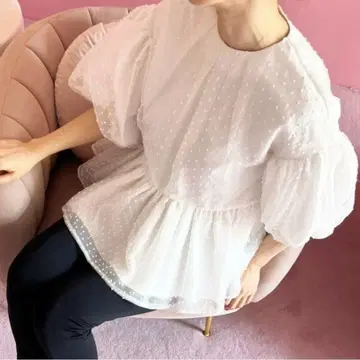 츠루바이마리코 탑 pas de chat 화이트