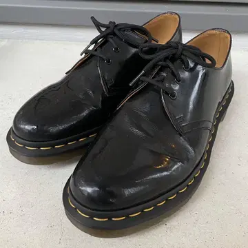 새상품급 박스 있음 Dr.Martens 닥터마틴 3홀 1461 27cm