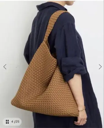 Deuxiemeclasse NAGHEDI/Nomad Large Hobo