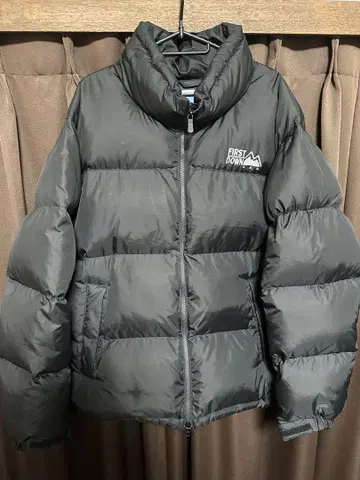 FIRST DOWN 다운 자켓 블랙