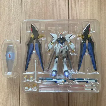 ROBOT혼 ZGMF-X20A 스트라이크 프리덤 건담