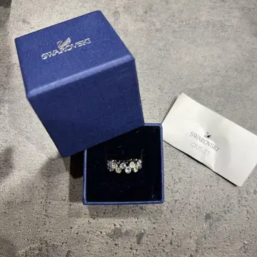 Swarovski 크리스탈 반지