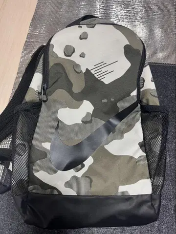 Nike 카모 패턴 백팩