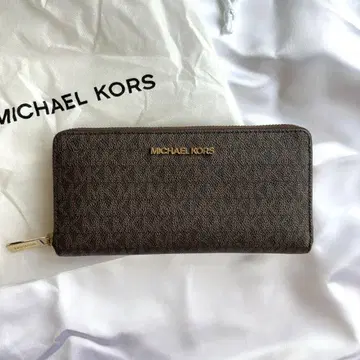 MICHAEL KORS MK 로고 장지갑 브라운