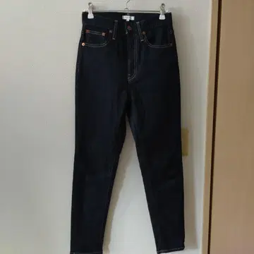 플라스테 슬림 테이퍼드 데님