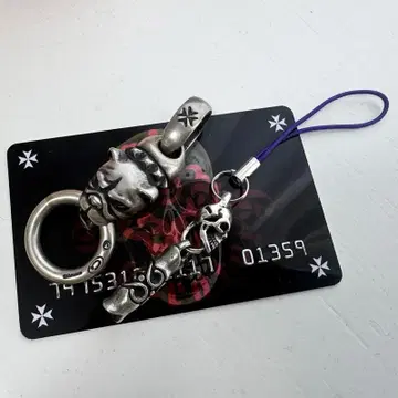 [ 초레어 ] 가보라토리 절벽 스컬 마카로니 핸드폰 스트랩 가보르