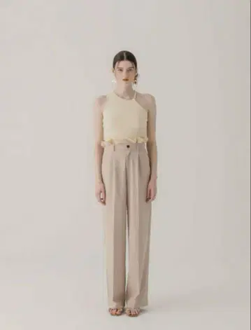 [새상품] Eaphi FRILLS WAIST PANTS 사이즈 2