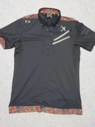 Oakley 블랙 골프 셔츠 스컬