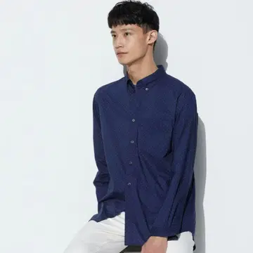 유니클로 네이비 도트 무늬 긴팔 셔츠