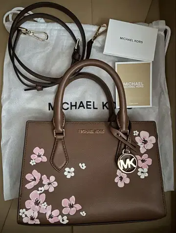 일본 한정판 마이클코어스 SHEILA 센터 지퍼 새첼 스몰