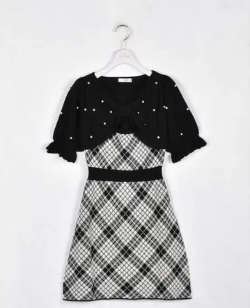 evelyn 에블린 체크 리본 니트 원피스 블랙