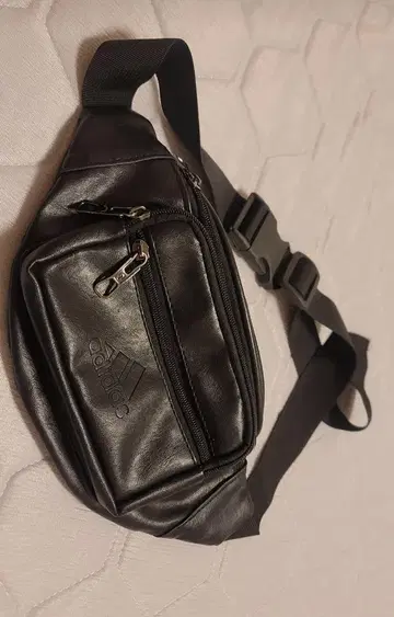 패니 팩 블랙