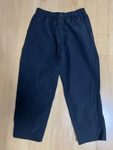 GOLDWIN Relax Straight Easy Pants 블랙