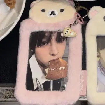 코리락쿠마 모후모후 사진 키링 트레이딩 카드 홀더