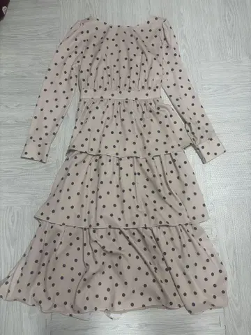 rienda 물방울 패턴 프릴 롱 원피스