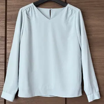 PLST V넥 쉬폰 블라우스