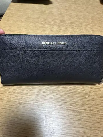 MICHAEL KORS 장지갑