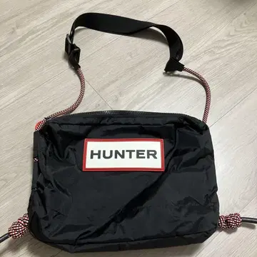 HUNTER 나일론 숄더백 블랙