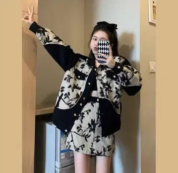 꽃무늬 캐주얼 셋업